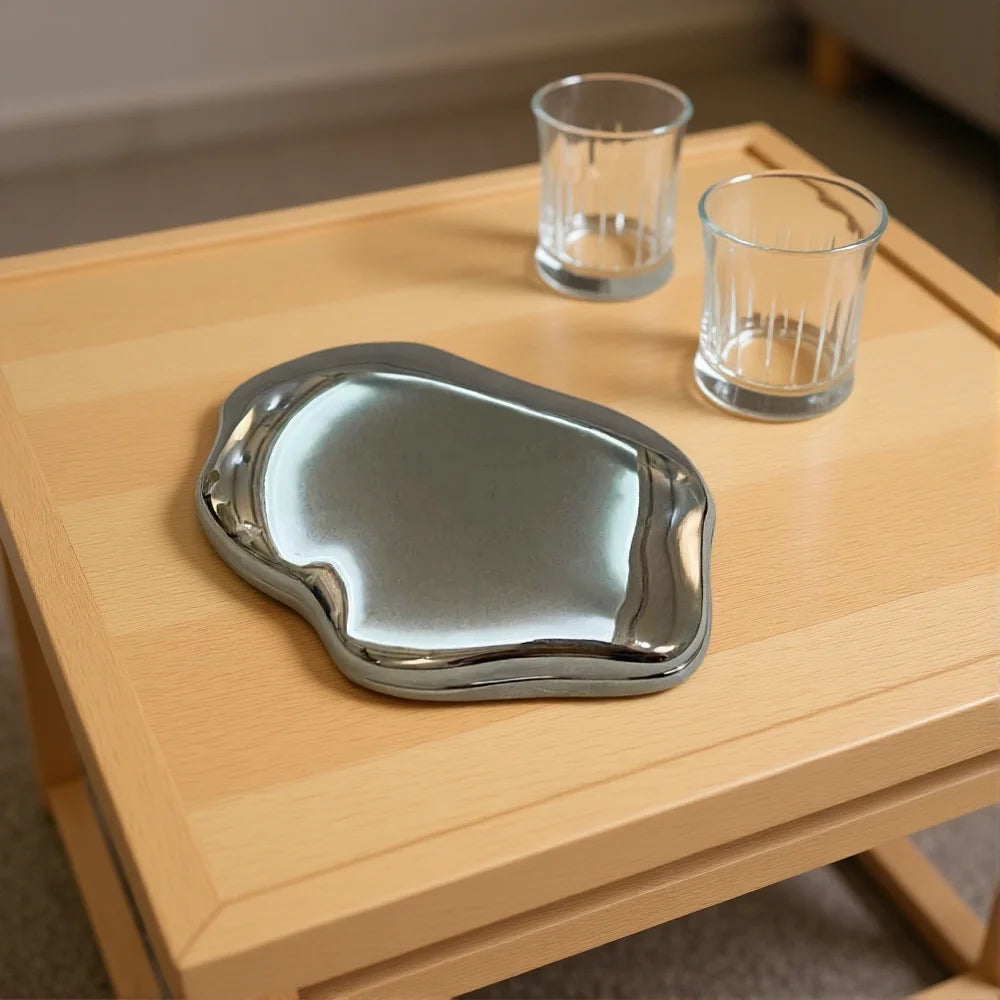 Foldable Makeup Mirror Metal Mini Cute Not Fragile and Portable Travel Compact Mirror Suitable for Bag Double-sided Small Mirror